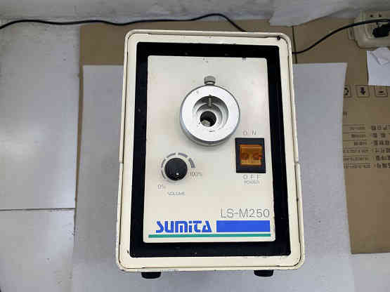 SUMITA住田  LS-M250  光源控制器光源箱    二手   坏的